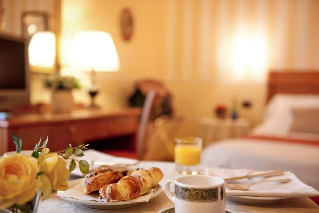 Hotel Ambasciatori Brescia 4*,  Italy